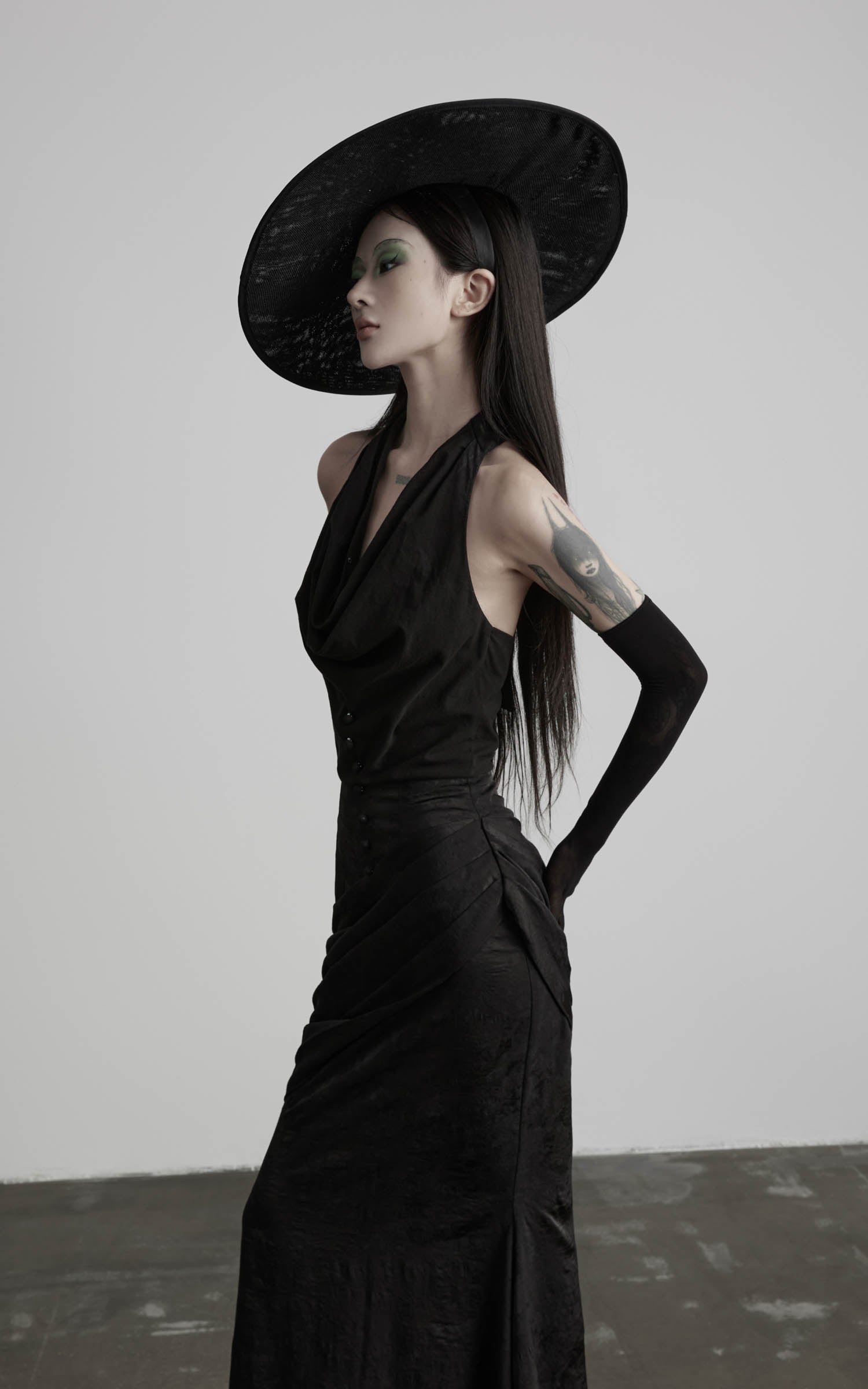 DOINDULGE Halter Cowl Neck Maxi Dress