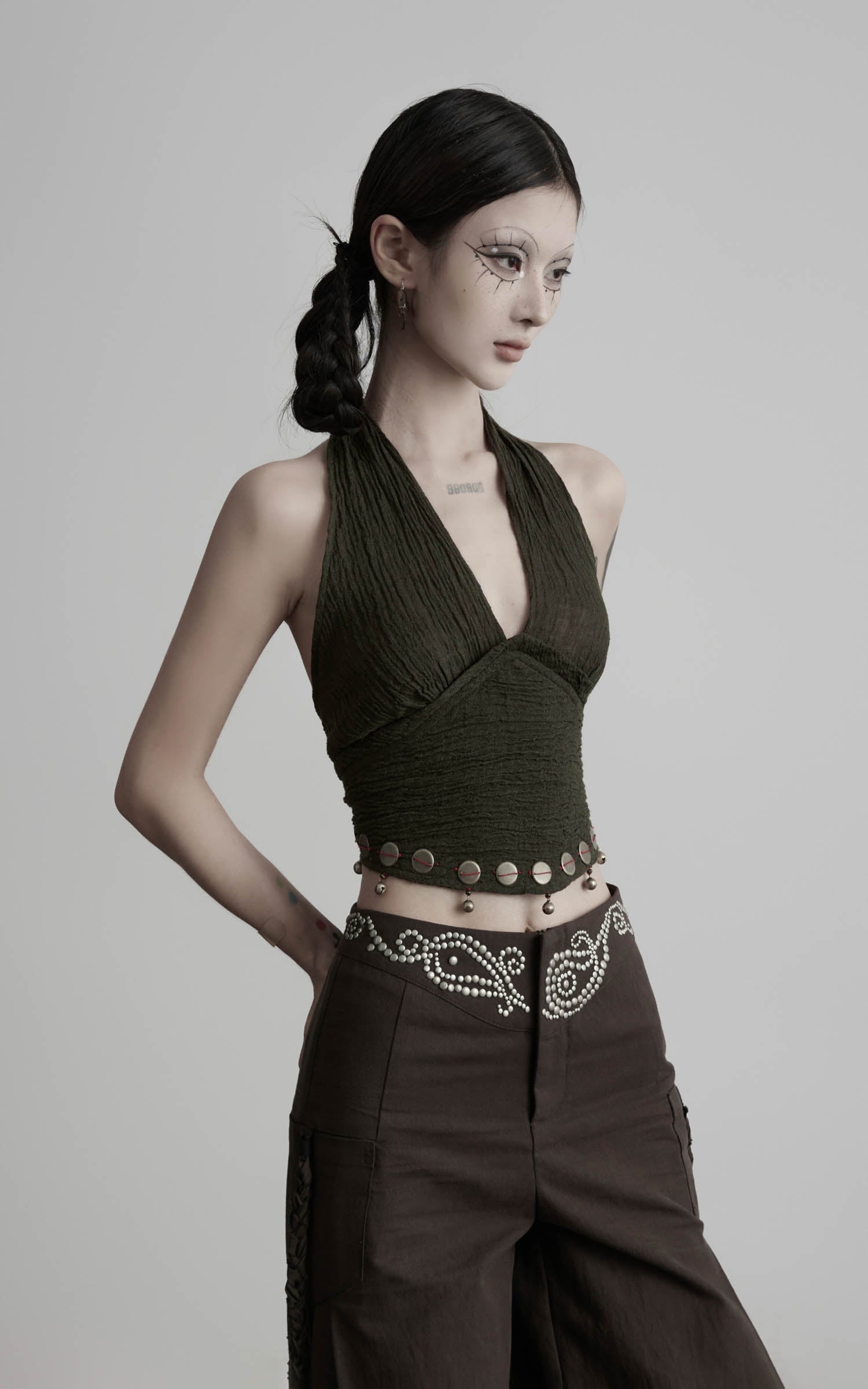 DOINDULGE Halter Tie-Up Crop Top