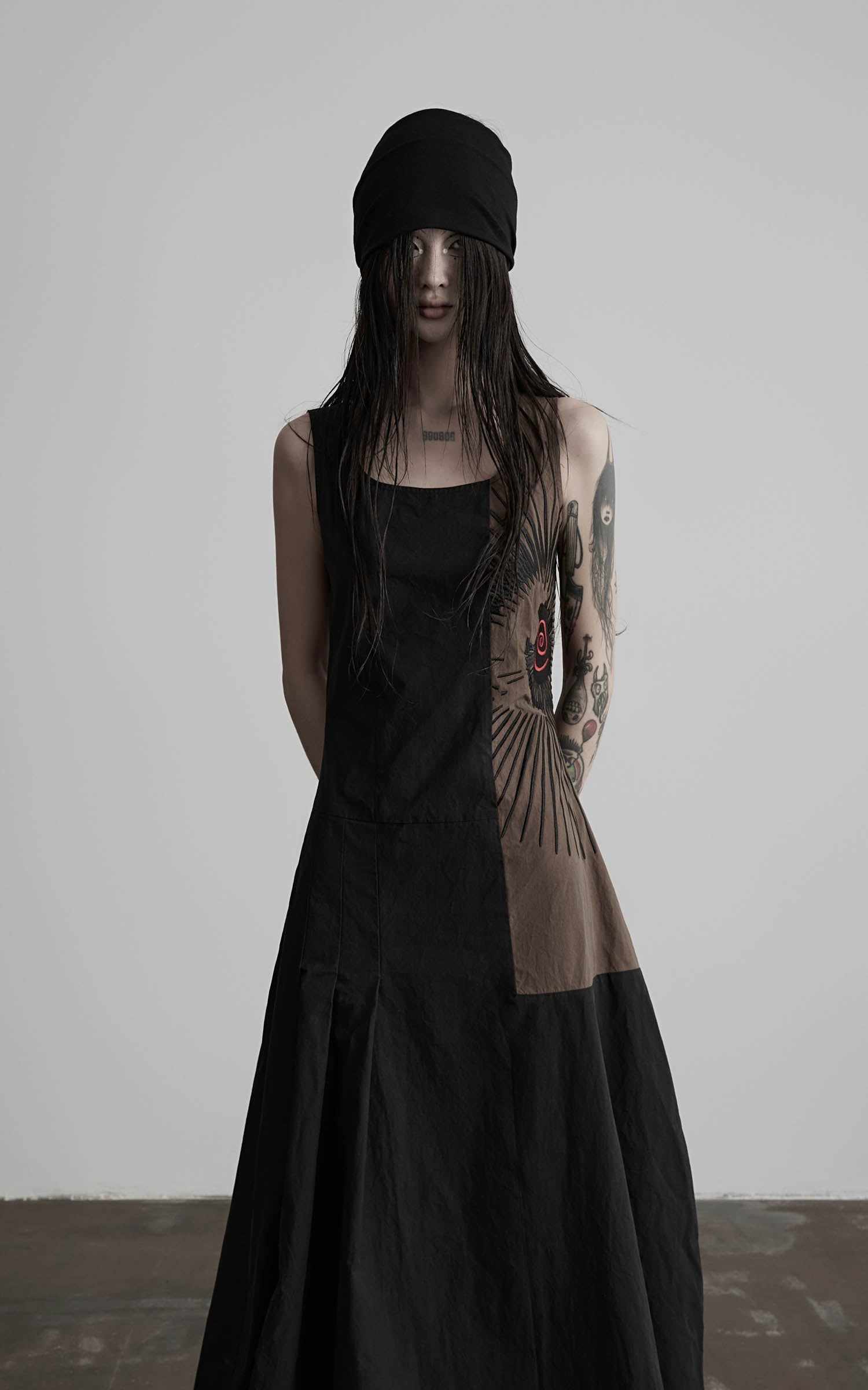 DOINDULGE Embroidered Square Neck Maxi Dress
